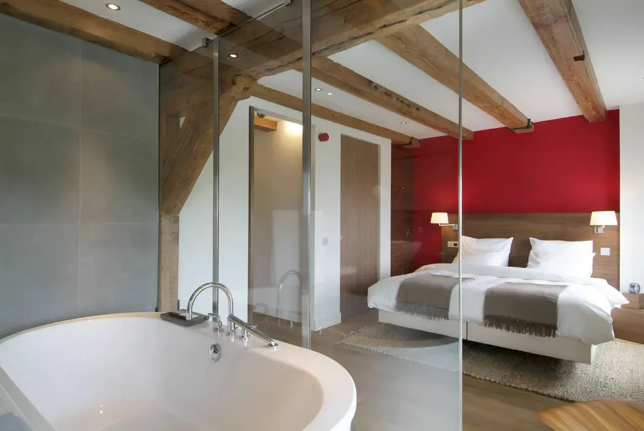 Hotel Texel | master bedroom suite 4